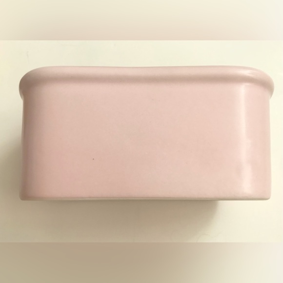 NWB Nigella Lawson Living Kitchen Butter Dish in Rosebud Pink - Picture 4 of 16
